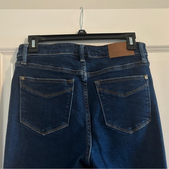 New Condition Judy Blue size 7/28 Straight Leg Non-Distressed jeans - Picture 5 of 6
